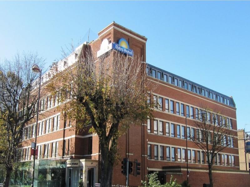 Ramada Hounslow - Heathrow East Esterno foto