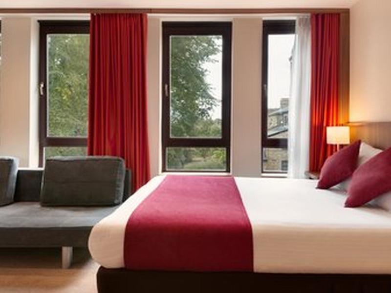 Ramada Hounslow - Heathrow East Esterno foto