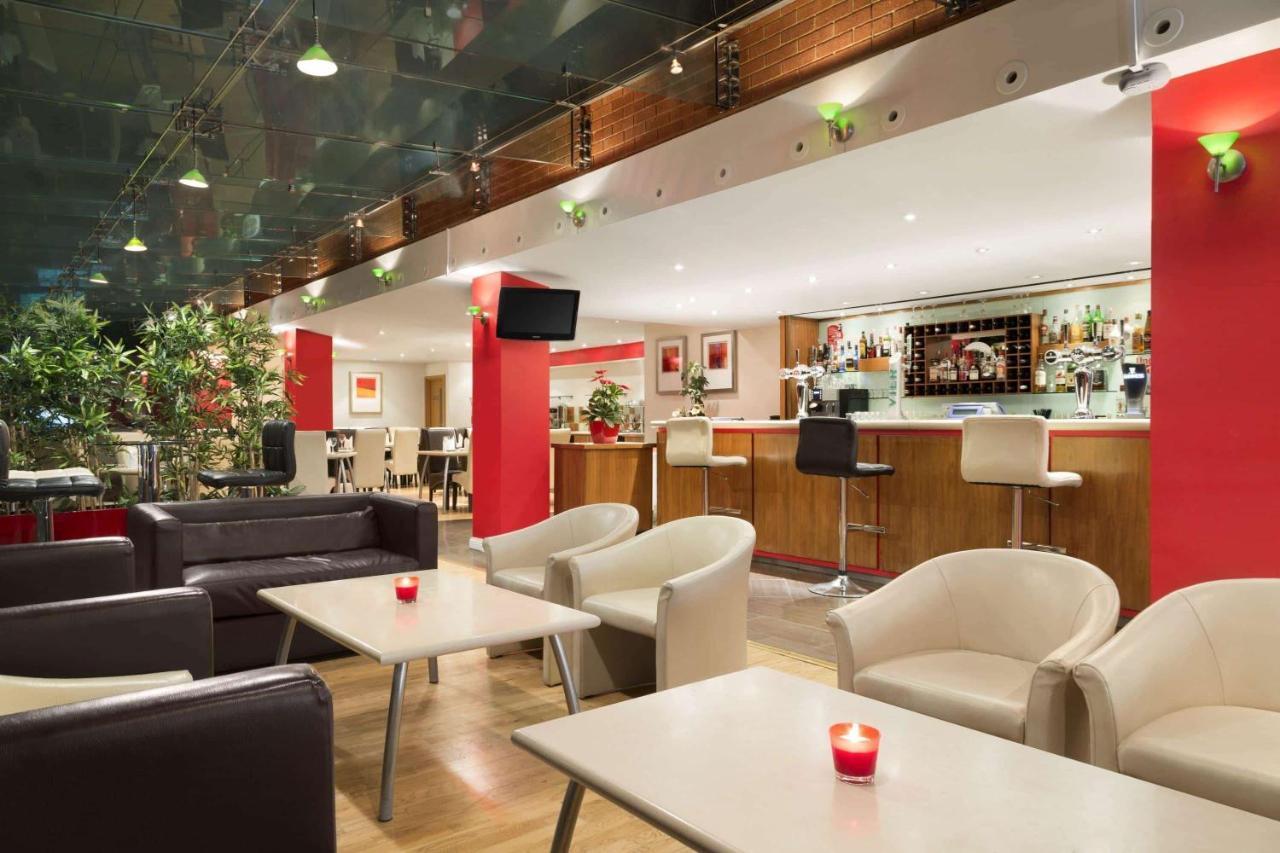 Ramada Hounslow - Heathrow East Esterno foto