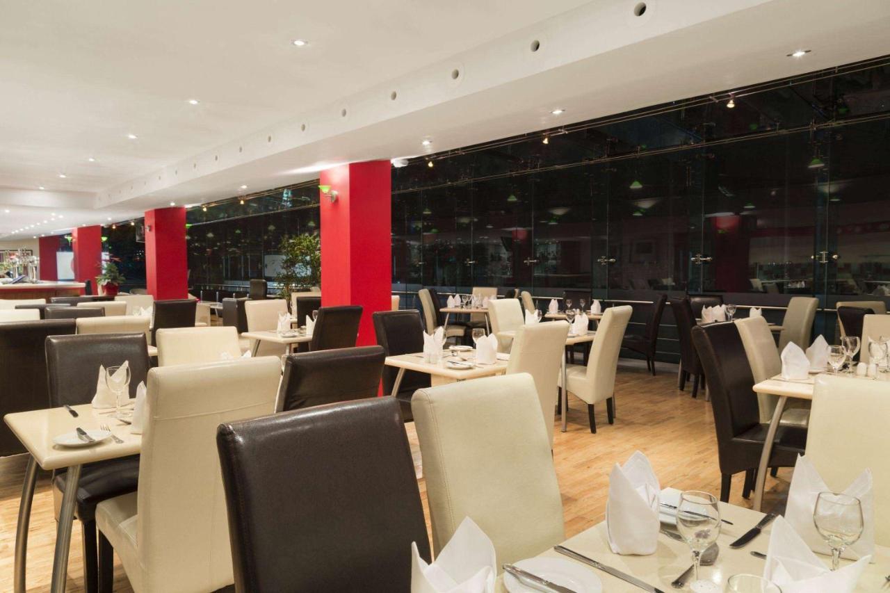 Ramada Hounslow - Heathrow East Esterno foto